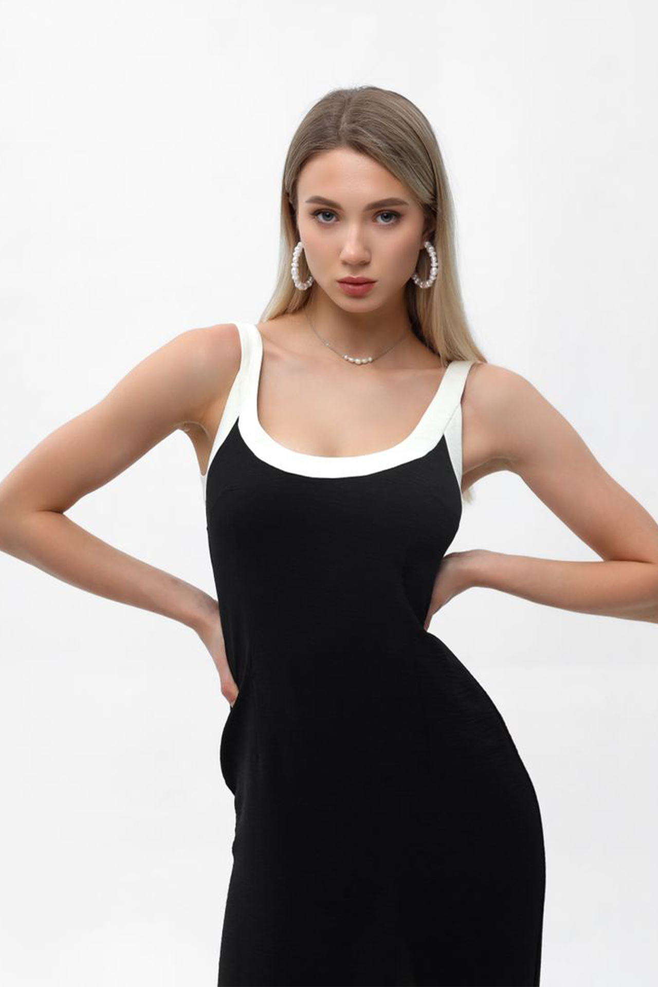 as7